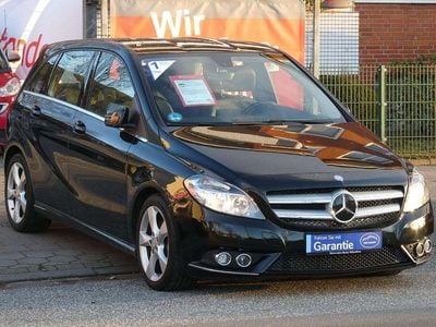 Schwarz Gebraucht 2012 Mercedes B200 Sport Van / Kleinbus | 10.450 € (Guter Preis)
