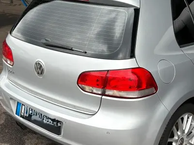 Gebraucht VW Golf VI 122 PS (89 kW) 2009 Silber Kleinwagen