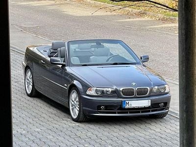 Stahlgrau metallic Gebraucht 2003 BMW 320 Cabriolet Performance Cabrio | 17.500 €
