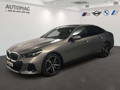Gebraucht BMW 540 M Sport 303 PS (222 kW) 2025 Oxidgrau ii Limousine