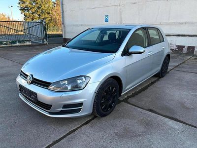 Gebraucht VW Golf VII 86 PS (63 kW) 2013 Weiß Limousine