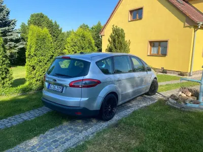 Gebraucht Ford S-MAX Trend 140 PS (102 kW) 2014 Silber Van / Kleinbus