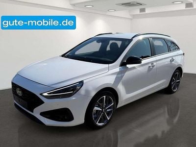 Weiß atlas white/uni Gebraucht 2024 Hyundai i30 Advantage Kombi | 22.990 € (Guter Preis)