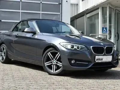 Usata BMW 220 Sport Line 190 CV (139 kW) 2016 Grigio Cabrio