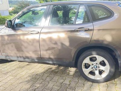 Gebraucht BMW X1 150 PS (110 kW) 2010 Braun SUV