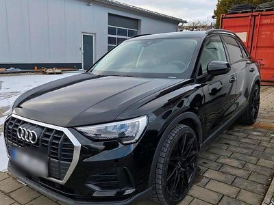 Gebraucht Audi Q3 Comfort 190 PS (139 kW) 2019 Schwarz SUV