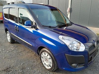 Blau Gebraucht 2012 Fiat Doblò Van / Kleinbus | 7.500 € (Teuer)