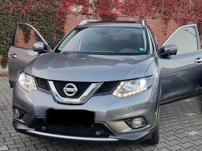 Gebraucht Nissan Qashqai 136 PS (100 kW) 2016 Grau SUV