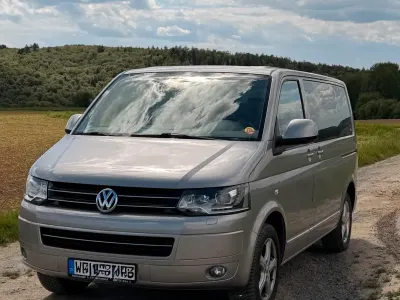 Gebraucht VW Multivan Match 179 PS (131 kW) 2012 Grau Van / Kleinbus
