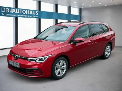 Occasion VW Golf VIII Life 150 ch (110 kW) 2023 Rouge Break