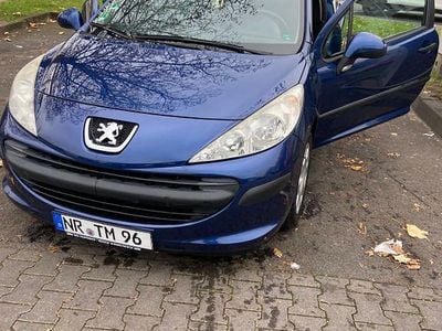 Blau Gebraucht 2008 Peugeot 207 Filou Limousine | 2.150 € (Fairer Preis)