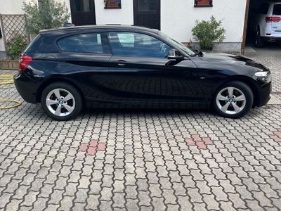 Schwarz Gebraucht 2014 BMW 116 Sport Line Kleinwagen | 8.700 € (Fairer Preis)