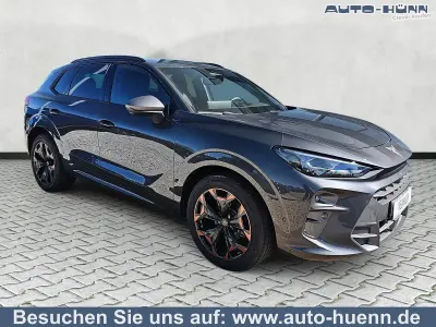 Neu Cupra Terramar 150 PS (110 kW) 2025 Timanfayagrau SUV