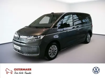 Usata VW T7 Style 150 CV (110 kW) 2026 Grigio Furgone