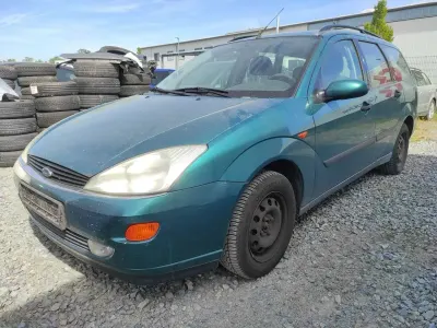 Brugt Ford Focus Ghia 101 HK (74 kW) 1999 Grøn Stationcar