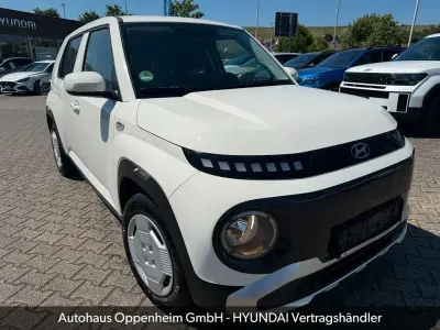 Gebraucht Hyundai Inster Select 71 kW (97 PS) 2025 Weiß Kleinwagen