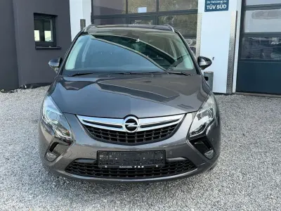 Gebraucht Opel Zafira Tourer Edition 140 PS (102 kW) 2013 Grau Van / Kleinbus
