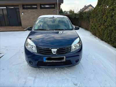 Blau Gebraucht 2009 Dacia Sandero Kleinwagen | 1.850 € (Fairer Preis)