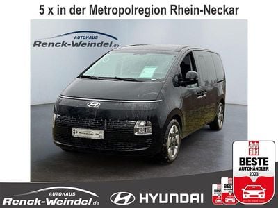 Neu Hyundai Staria Signature 224 PS (164 kW) 2025 Schwarz Van / Kleinbus