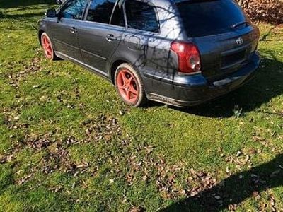 Gebraucht Toyota Avensis Executive 147 PS (108 kW) 2006 Grau Kombi