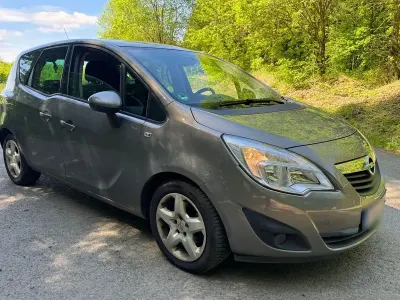 Gebraucht Opel Meriva 120 PS (88 kW) 2011 Van / Kleinbus