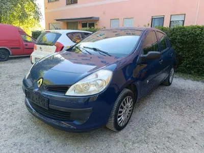Usata Renault Clio II Rip Curl 75 CV (55 kW) 2008 Blu Berlina