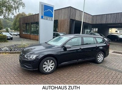 Schwarz Gebraucht 2022 VW Passat Kombi | 20.690 € (Guter Preis)