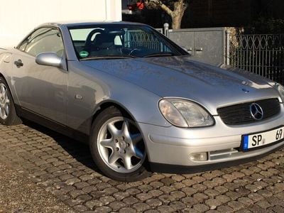 Silber Gebraucht 1999 Mercedes SLK200 Cabrio | 5.900 € (Etwas zu teuer)