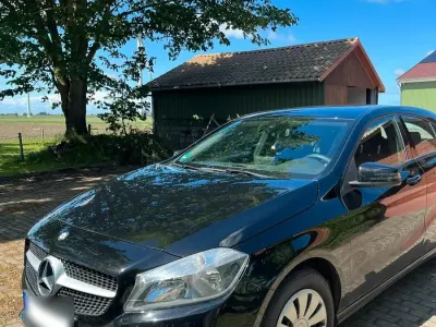Gebraucht Mercedes A160 2017 Schwarz Kleinwagen