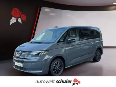Gebraucht VW Multivan Life 150 PS (110 kW) 2023 Van / Kleinbus