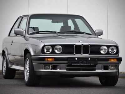 Lachssilber Gebraucht 1988 BMW 325 Performance Coupé | 43.000 €