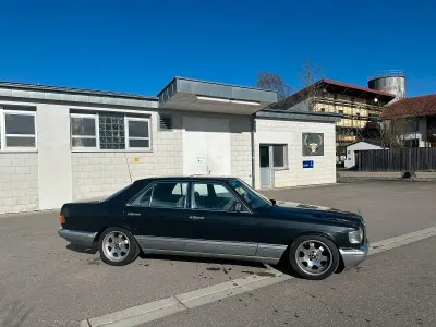 Gebraucht Mercedes 420 204 PS (150 kW) 1985 Schwarz Limousine