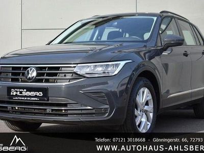 Grau Gebraucht 2022 VW Tiguan Life SUV | 30.900 € (Fairer Preis)