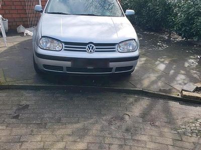 Gebraucht VW Golf IV 131 PS (96 kW) 2001 Silber Limousine
