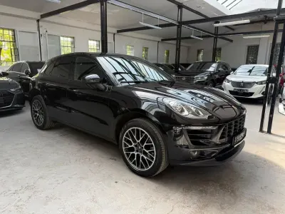 Gebraucht Porsche Macan 252 PS (185 kW) 2017 Schwarz SUV