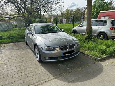 gebraucht BMW 325 i E92