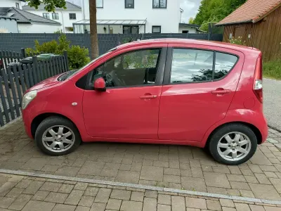 Gebraucht Suzuki Splash Club 65 PS (47 kW) 2009 Rot Kleinwagen
