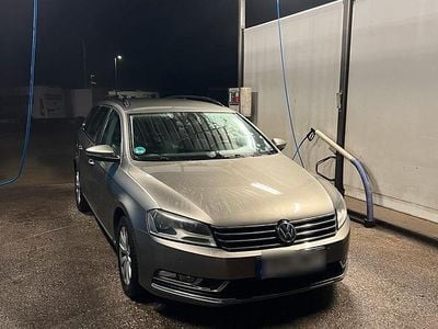 Gebraucht VW Passat 160 PS (117 kW) 2013 Kombi
