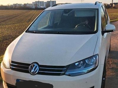 Gebraucht VW Sharan 150 PS (110 kW) 2019 Gelb Van / Kleinbus
