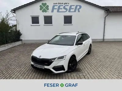 Usata Skoda Octavia RS 200 CV (147 kW) 2023 Bianco Station wagon
