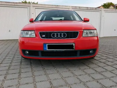 Gebraucht Audi S3 Basis 250 PS (183 kW) 1999 Rot Kleinwagen