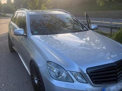 Gebraucht Mercedes E220 2010 Grau Kombi
