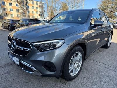 Gebraucht Mercedes GLC220 197 PS (144 kW) 2023 Grau SUV