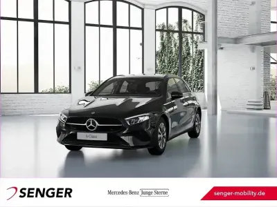 Second-hand Mercedes A180 136 CP (100 kW) 2024 Negru Berlinǎ