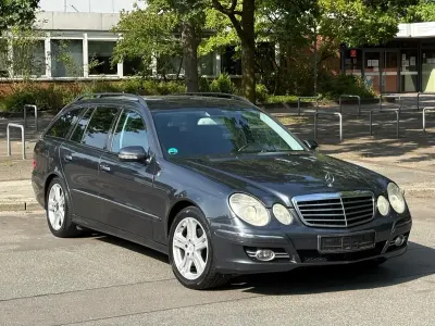Gebraucht Mercedes E280 190 PS (139 kW) 2008 Grau Kombi