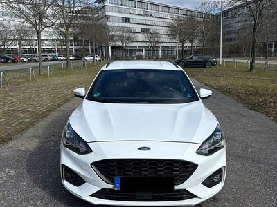 Second-hand Ford Focus ST-Line 150 CP (110 kW) 2019 Alb Break