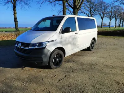 Gebraucht VW Transporter 150 PS (110 kW) 2023 Weiß Van