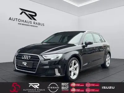 Gebraucht Audi A3 Sport 116 PS (85 kW) 2019 Mythosschwarz metallic (metallic) Limousine