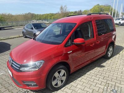 Gebraucht VW Caddy Comfortline 125 PS (91 kW) 2017 Kirschrot, kirschrot Van / Kleinbus