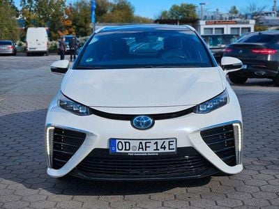 Weiß Gebraucht 2016 Toyota Mirai H2 Limousine | 7.300 € (Fairer Preis)